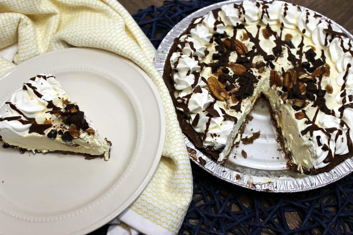 Why All Moms Deserve to Splurge on Pie! Why All Moms Deserve to Splurge on Pie!