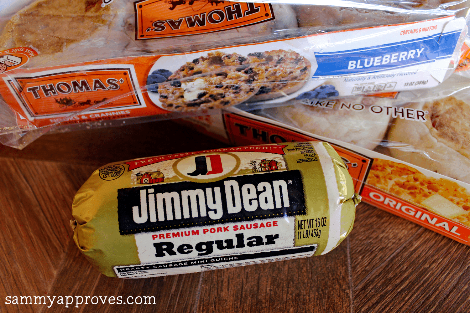 Country Style Biscuits & Gravy Perfect for Mother's Day Brunch!