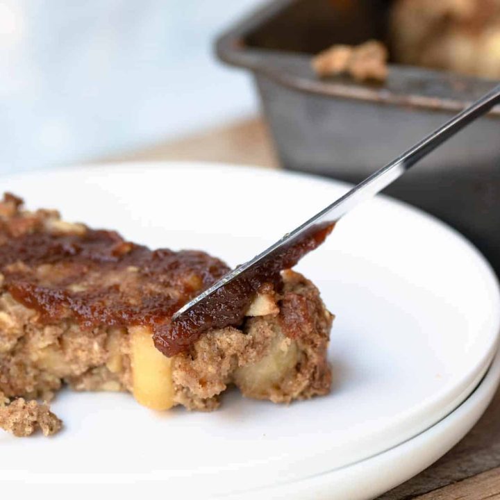 Quick and Easy Apple Oat Bread