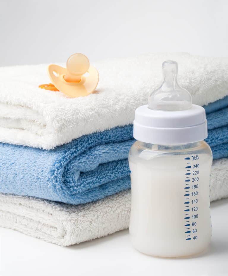 Best Baby Bottles for Newborns in 2026: Mom-Tested Picks for Gas, Colic & Breastfed Babies