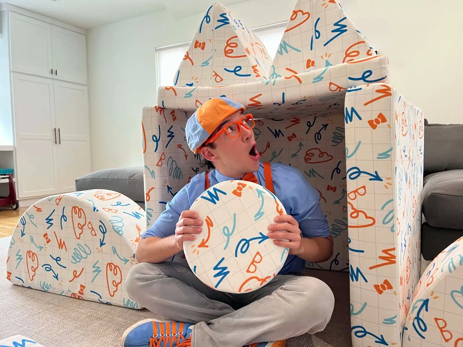 Roo & You x Blippi Joey Play Couch