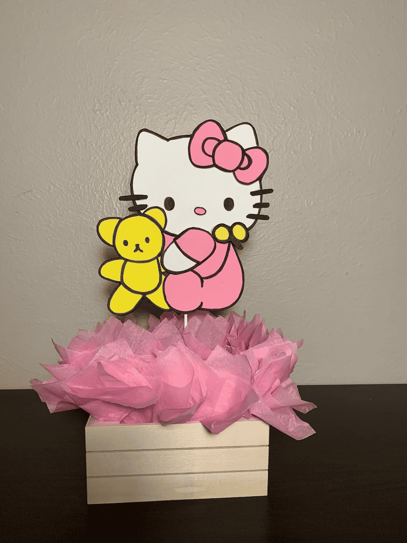 Hello Kitty Centerpiece