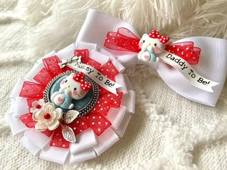Hello Kitty Mommy To Be Corsage