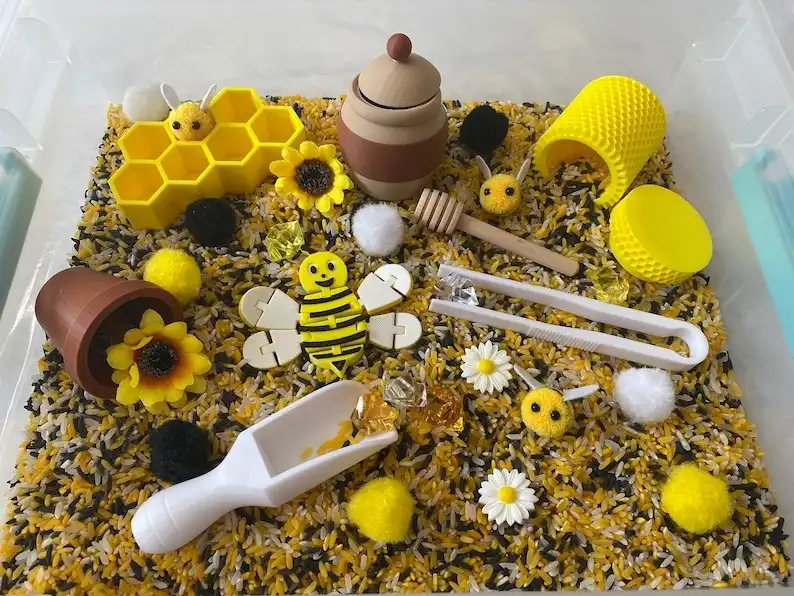 Montessori Spring Bee Sensory Bin