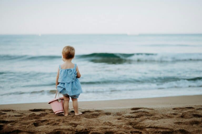 Adorable Beach Crafts for Toddlers